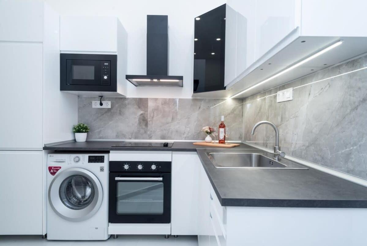 New Home At Exlusive Central Location Budapest Bagian luar foto