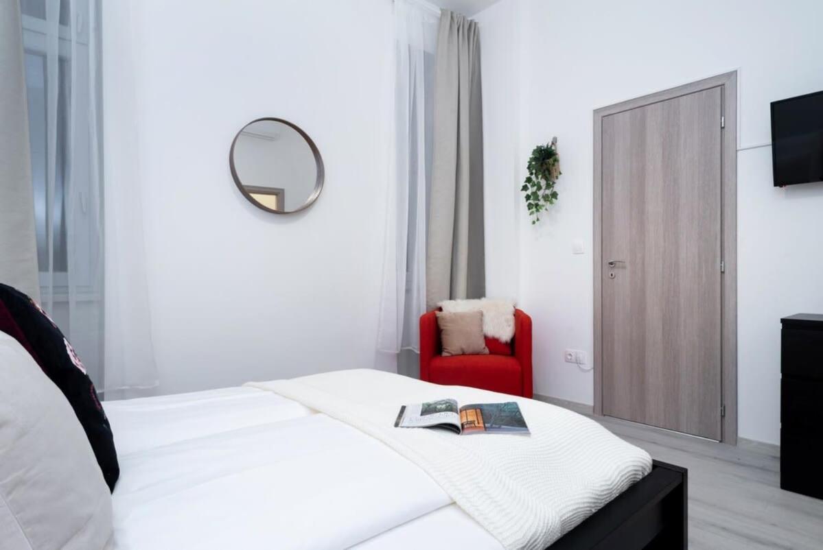 New Home At Exlusive Central Location Budapest Bagian luar foto